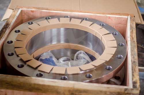 Incoloy 926 flange in wooden case
